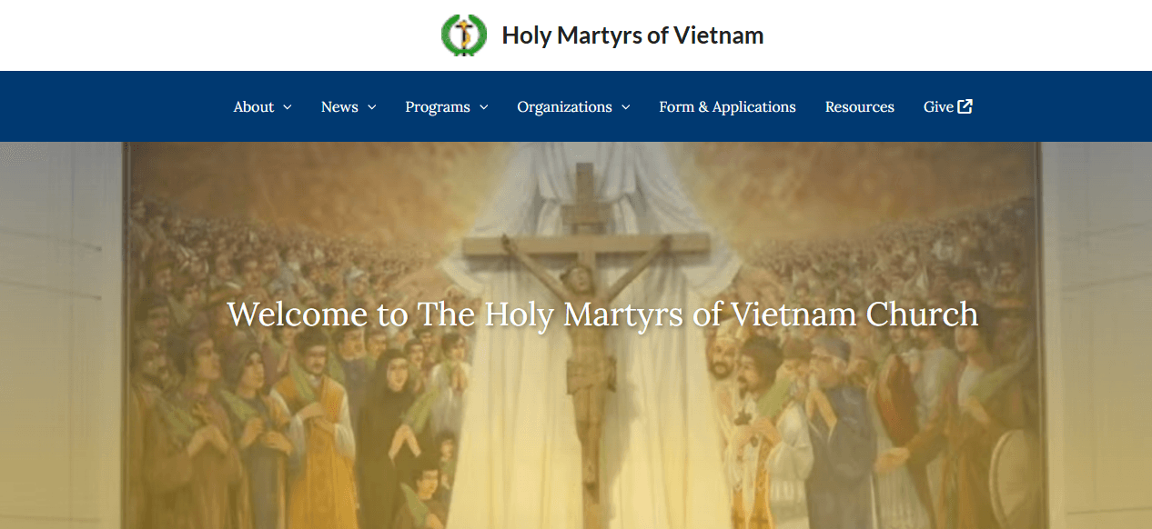The parish home page: a navigation bar over a painting of the Vietnamese martyrs, with a welcome heading.